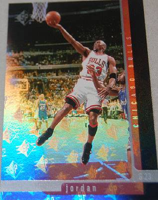 96-97 Michael Jordan SP Base #16 Extended Holographic Effect
